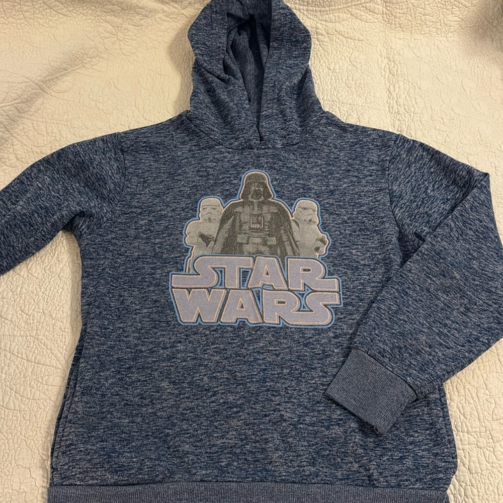 Star Wars hoodie boys size 10/12